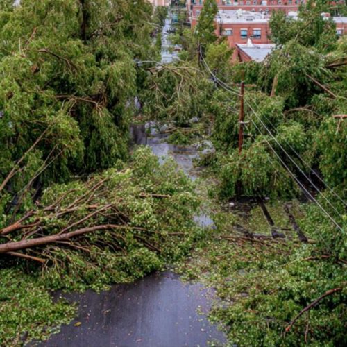 Ventos de Até 100 km/h Provocam Estragos e Deixam Feridos no Sul e Sudeste do Brasil